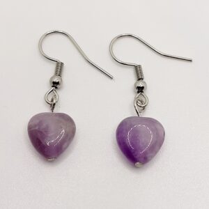 Pendientes de Amatista en forma de corazon