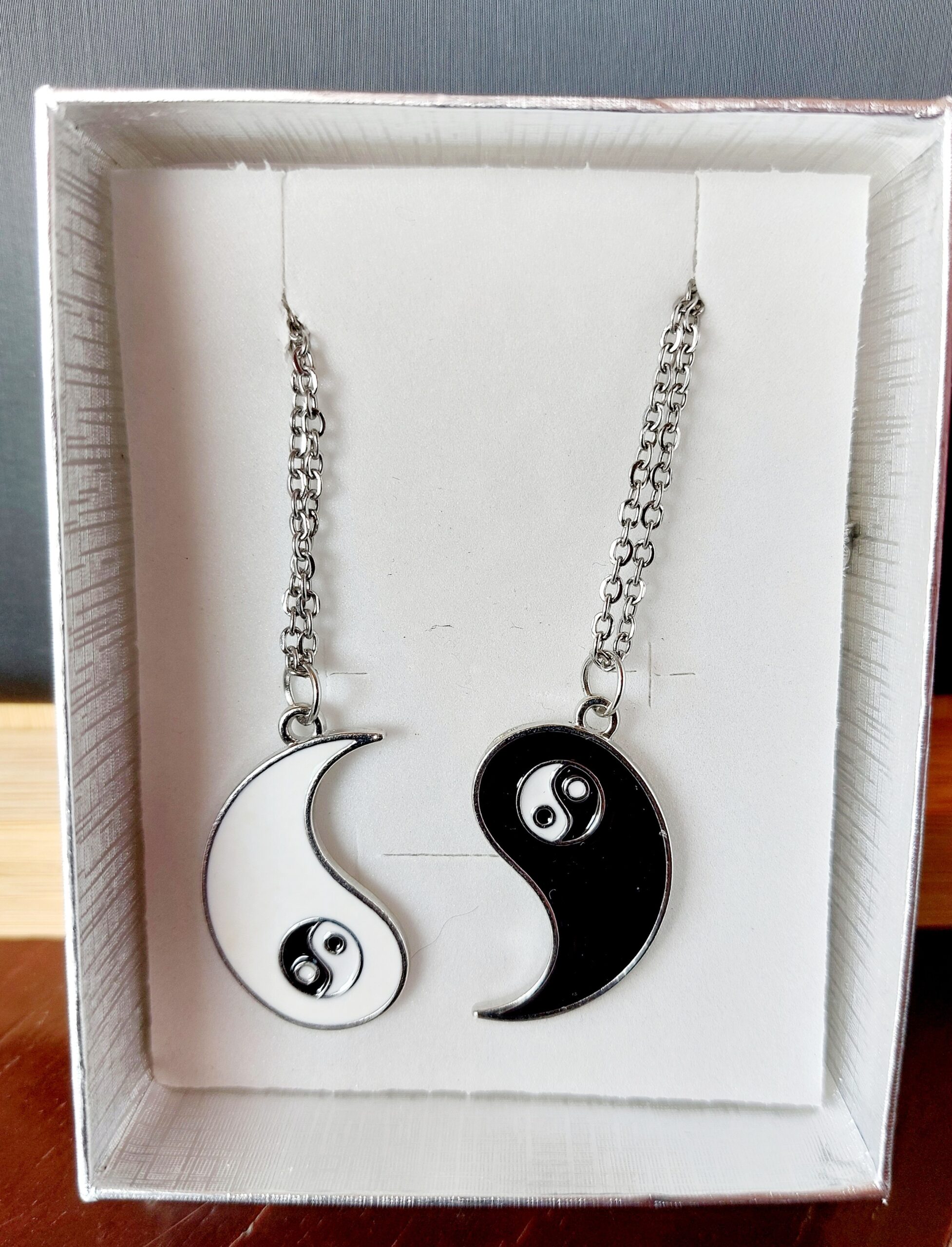 Colgantes de ying-yang dobles
