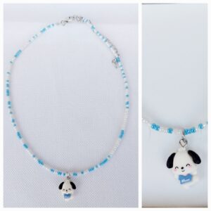 Collar de bolitas y dije de perrete