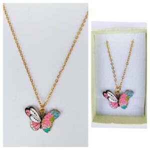 Colgante de Mariposa con flores