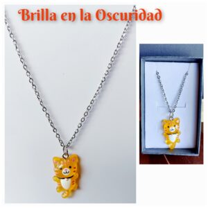 Colgante de gato que brilla en la oscuridad